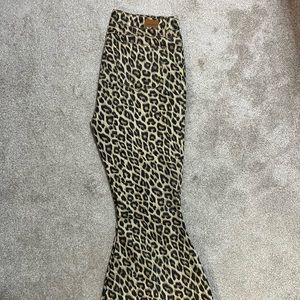 Judy Blue Super Flare Cheetah Print Jeans, size 15x32
